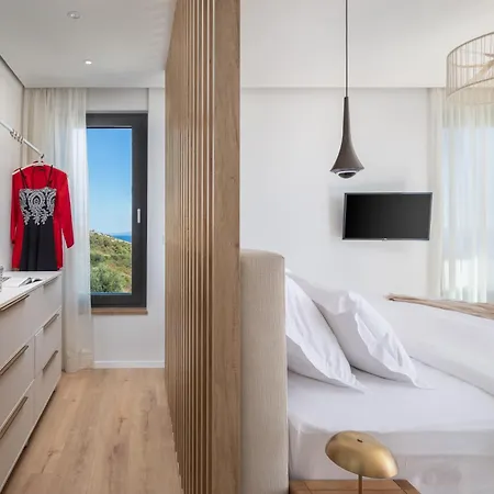 Maxime With Heated Pool Willa