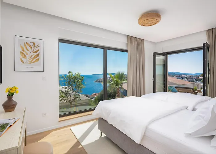 Maxime With Heated Pool *