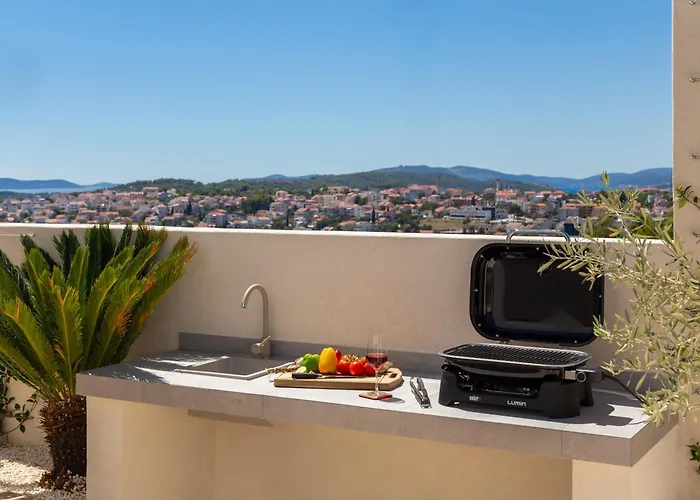 Maxime With Heated Pool