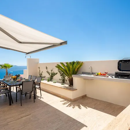 Maxime With Heated Pool Trogir