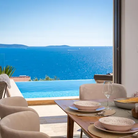 Maxime With Heated Pool Villa Trogir