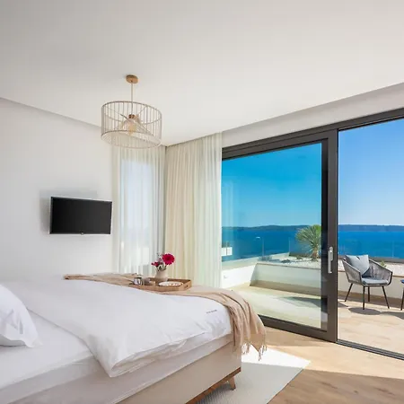 Maxime With Heated Pool *