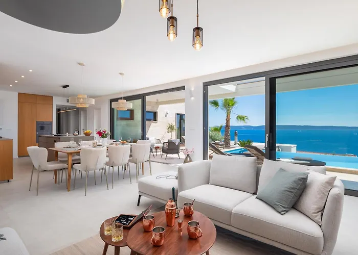 Vila Maxime With Heated Pool