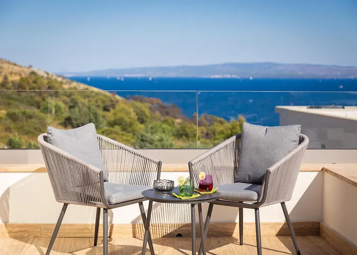 Maxime With Heated Pool * Trogir