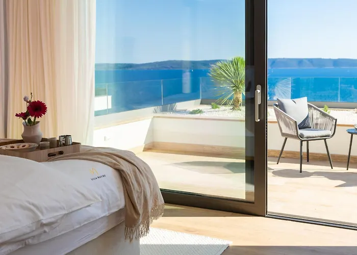 Maxime With Heated Pool * Trogir