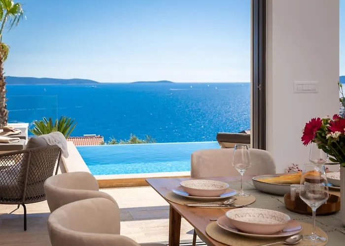 Maxime With Heated Pool Villa Trogir