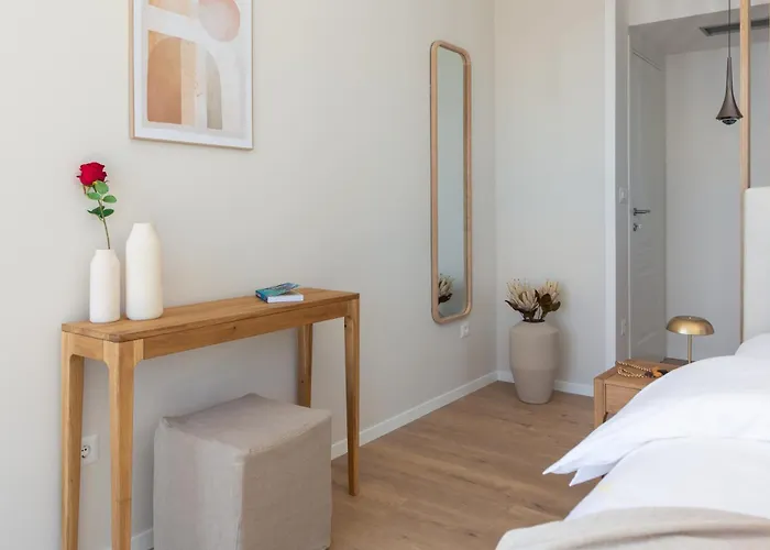 Maxime With Heated Pool Villa *